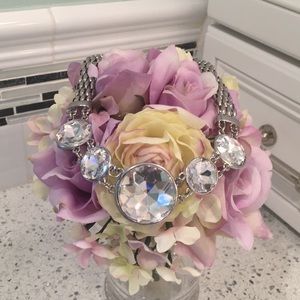 Costume diamond/silver-inspired necklace